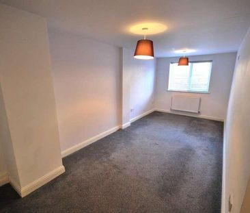 Market Street, Tottington, BL8 - Photo 2