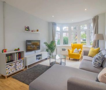 3 bedroom detached house to rent - Photo 2