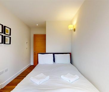 Back Church Lane, London, E1 1FL - Photo 6