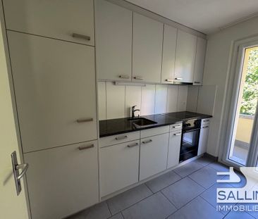 APPARTEMENT DE 2½ PIECES DANS UN PETIT LOCATIF - Photo 2