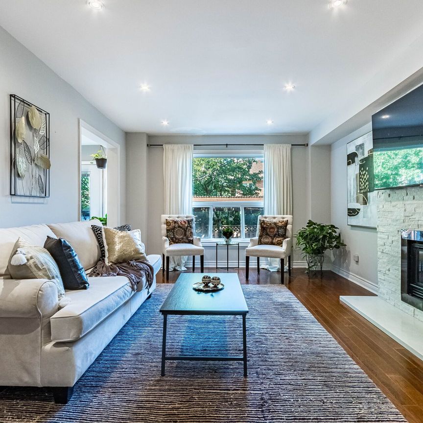 For Lease - 1206 Glenashton Drive, Oakville, Ontario - Photo 1