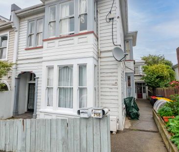 2 Bedroom City-Side Apartment for Rent - Photo 1