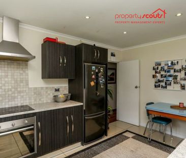 Sought-After Location - Photo 3