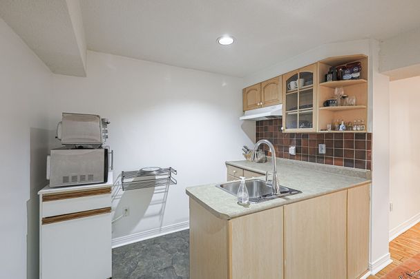 For Lease - 286 Green Lane, Markham, Ontario - Photo 1