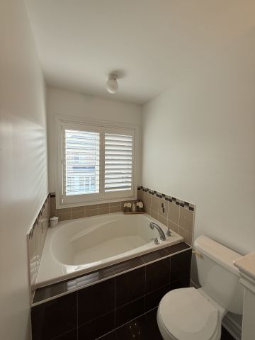 For Lease - 168 Durhamview Crescent, Whitchurch-Stouffville, Ontario - Photo 3