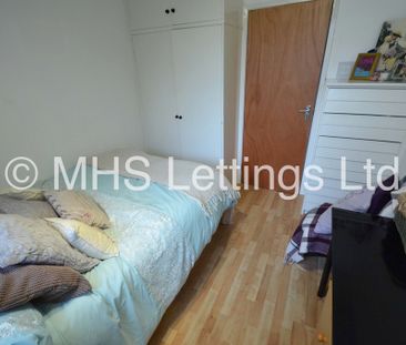 3 Bedroom Ground Floor Flat for rent in The Poplars - Photo 5