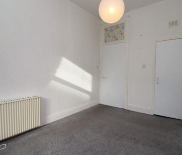 2 Bed Flat, Boyd Street, G42 - Photo 1