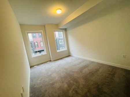 For Lease - 3425 Ridgeway Drive Unit# 15, Mississauga, Ontario - Photo 5