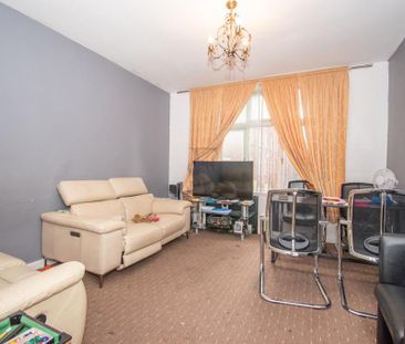 2 bedroom maisonette to rent - Photo 2