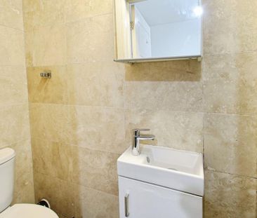 Studio to rent - Photo 6