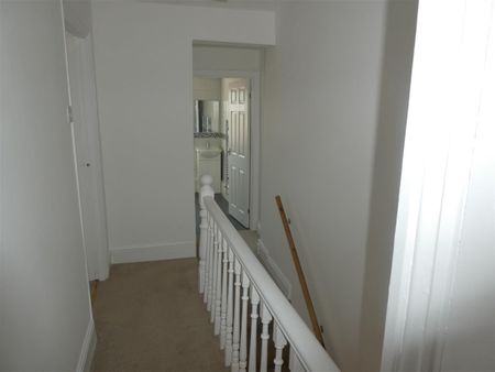 Pegler Street, Brynhyfryd, SA5 9JT, Swansea - Photo 2