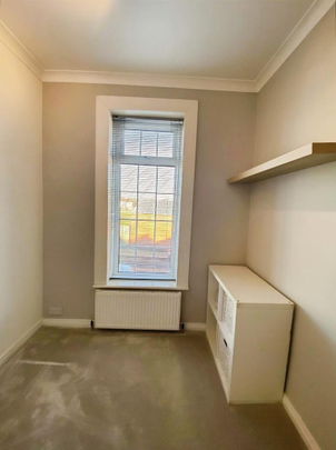 3 bedroom flat to rent - Photo 1