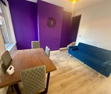 4 bedroom house share to rent - Photo 1