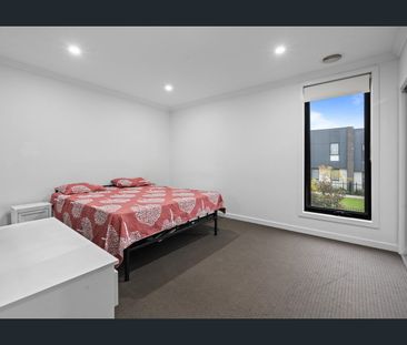 This Townhouse Is So Nice, Even Your Mother-In-Law Will Approve - Photo 6