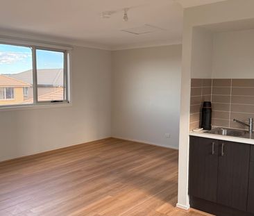 CONVENIENTLY LOCATED STUDIO APARTMENT - Photo 5