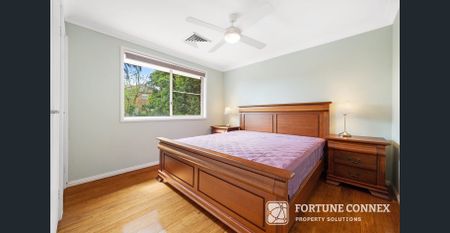 Absolute family perfect picture house for rent in Baulkham Hills - Partly Furnished - Photo 5