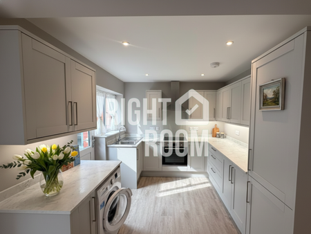 2 Bed Bungalow, Chamberlain Grove, Fareham PO14 - Photo 2