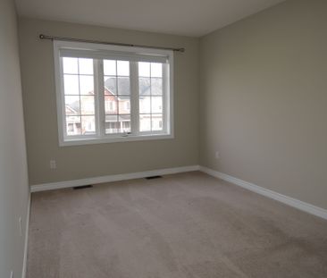 For Lease - 23 Nisbet Boulevard, Hamilton, Ontario - Photo 4