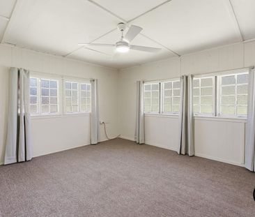 Family-Ready Acreage Property with Shed, Carports & Easy Access to ... - Photo 1