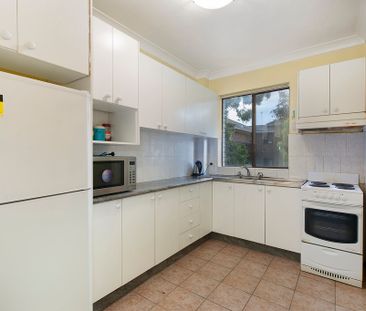 17/8-10 Goulburn Street, Warwick Farm, NSW 2170 - Photo 2