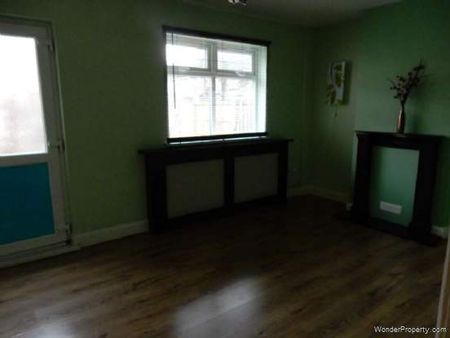 3 bedroom property to rent in London - Photo 2