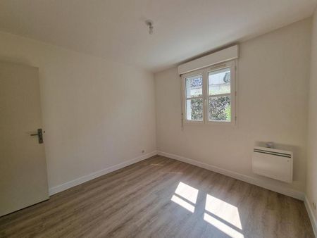 Location Appartement 2 pièces 49m² TOURS 37000 - Photo 2