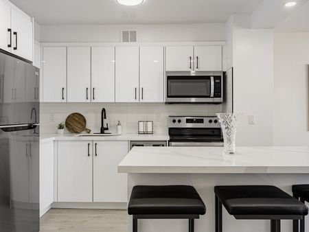 For Lease - 377 Ridelle Avenue Unit# 1918, Toronto, Ontario - Photo 3
