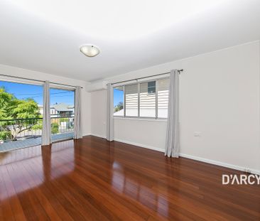 12 BEAUFORT ST - Photo 2