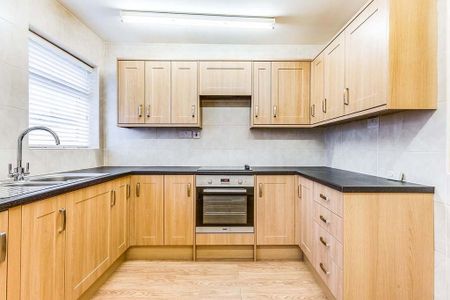 3 bedroom bungalow to rent - Photo 5