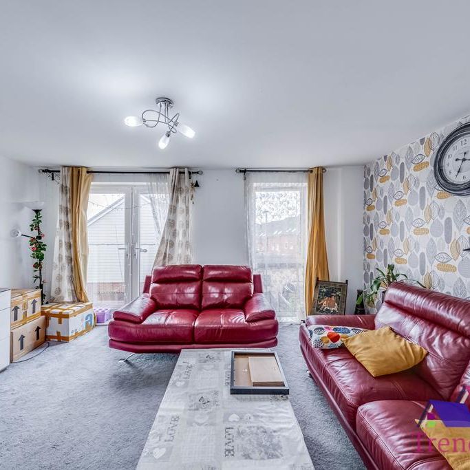 4 bedroom terraced house to rent - Photo 1