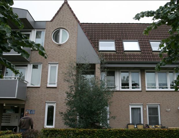 Burgemeester Hobusstraat 12 , NEDERWEERT | € 898,67 - Foto 1