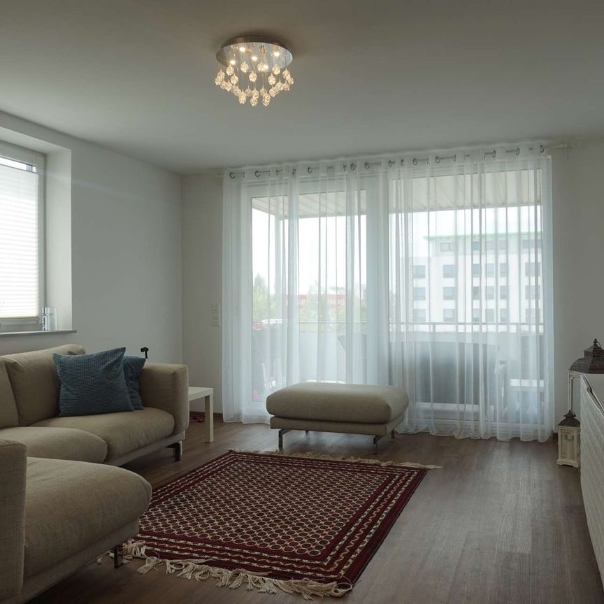 Attraktive 2-Zimmer-Wohnung mit offener Wohnküche und großzügien Balkon in Laatzen! - Photo 1