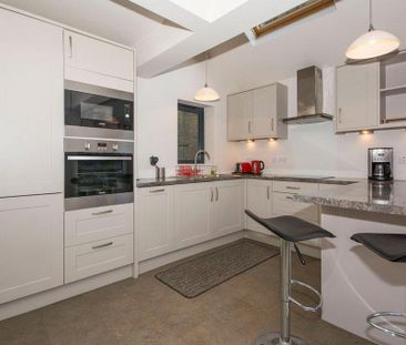 1 bedroom flat to rent - Photo 6