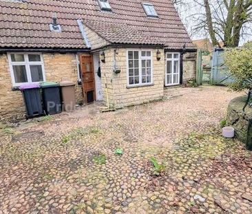 Chapel Lane, Harmston, LN5 - Photo 4