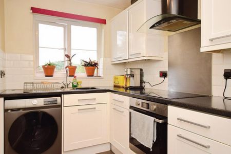 1 bedroom maisonette to rent - Photo 4