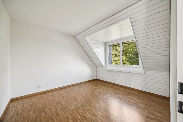 3.5 Zimmer, 112 m², 2. Stock - Photo 1
