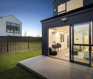 Karaka - 4 Bedrooms with 3 Bathrooms - Photo 1