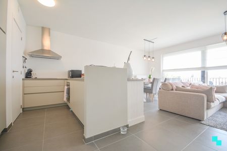 Appartement met 2 slaapkamers en een zuidwestgericht terras - Photo 5