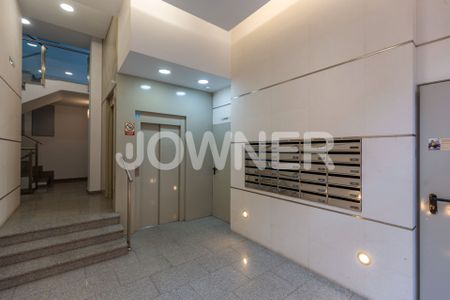 Estudio de alquiler en Calle del Aligustre, Valdeacederas - Photo 4