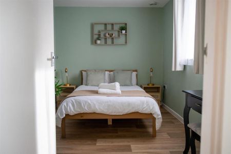 3 bedroom end of terrace house to rent - Photo 5