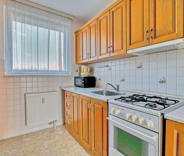 Na prenájom zariadený 3 izbový byt, 65 m2, lodžia 4 m2, Nemesszegsk... - Photo 4