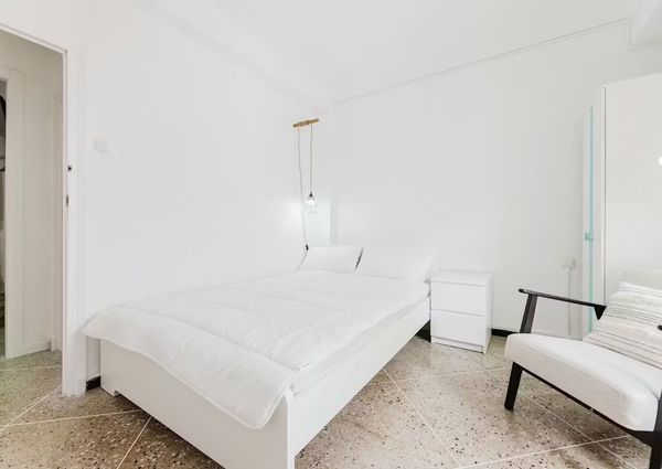 Carrer de Ramiro de Maeztu, Valencia, Valencian Community 46022