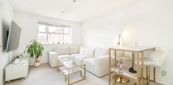 Massingberd Way, SW17 6AJ, London - Photo 2