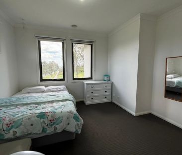 2 Mossfield Rise, - Photo 4