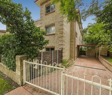 TWO BEDROOM VILLA STYLE UNIT WITH HUGE COURTYARD - Photo 6