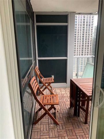 For Lease - 386 Yonge Street Unit# 1416, Toronto, Ontario - Photo 2