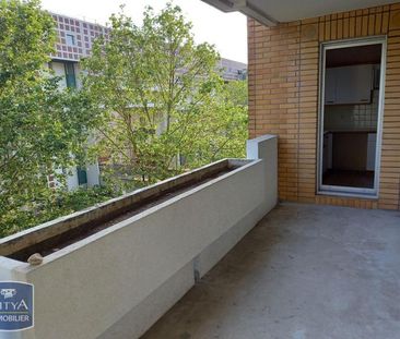 Location Appartement 3 pièces 84m² NOISY LE GRAND 93160 - Photo 3