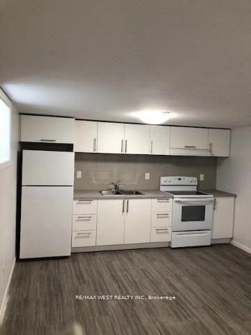 For Lease - 54 Codsell Avenue Unit# Basement, Toronto, Ontario - Photo 2