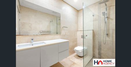 Spacious 5 Bedroom Family Home - Photo 3