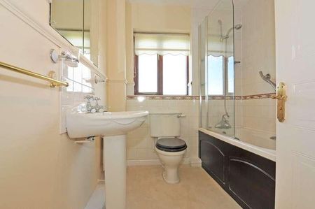 Berrybrook Meadow, Exminster, Exeter, EX6 - Photo 2